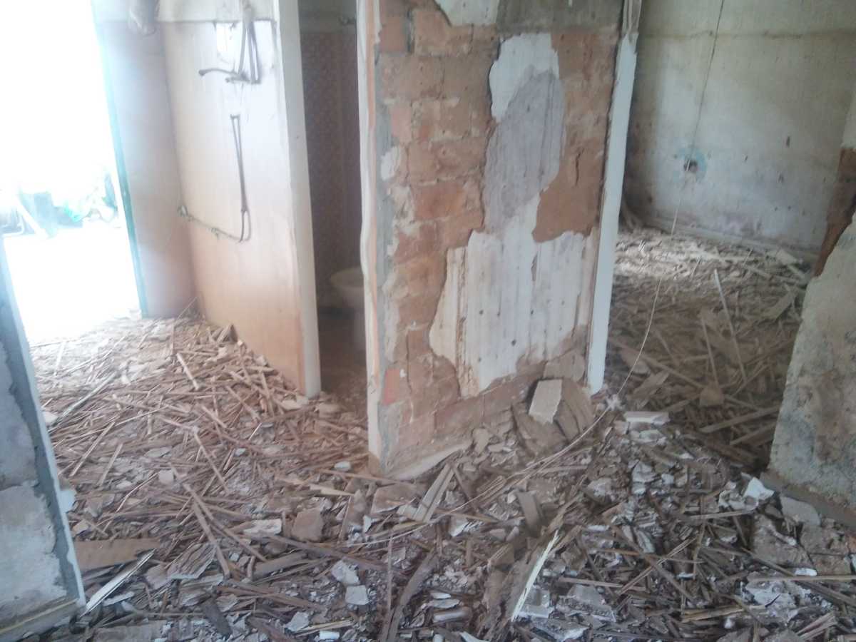 Rehabilitación de viviendas en Huelva por grupo Assista escombros