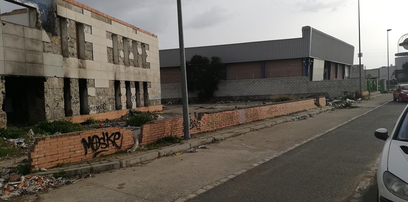Demolición de nave industrial en Sevilla by Assista exteriores 16