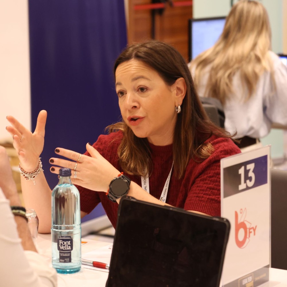 Rosana Serpa, CLO de Grupo Assista, en el Legal Tech Summit